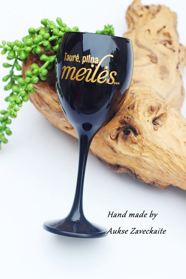 Wine Glass set  ,,Taure pilna meiles,,