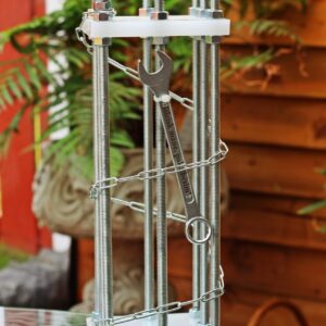 Metal Bottle Cage ,,Isleisk mane,pakalbesim!,,