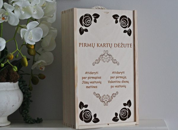 Double Wooden  Wine Box ,,Pirmu kartu dezute,,