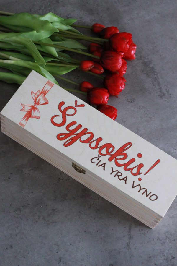 Wooden  Wine Box ,,Sypsokis,cia yra vyno,,
