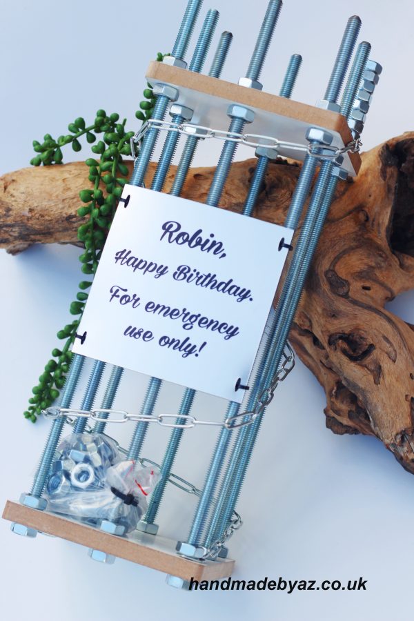 Personalised Metal Bottle Cage,,Robin,Happy Birthday...,,