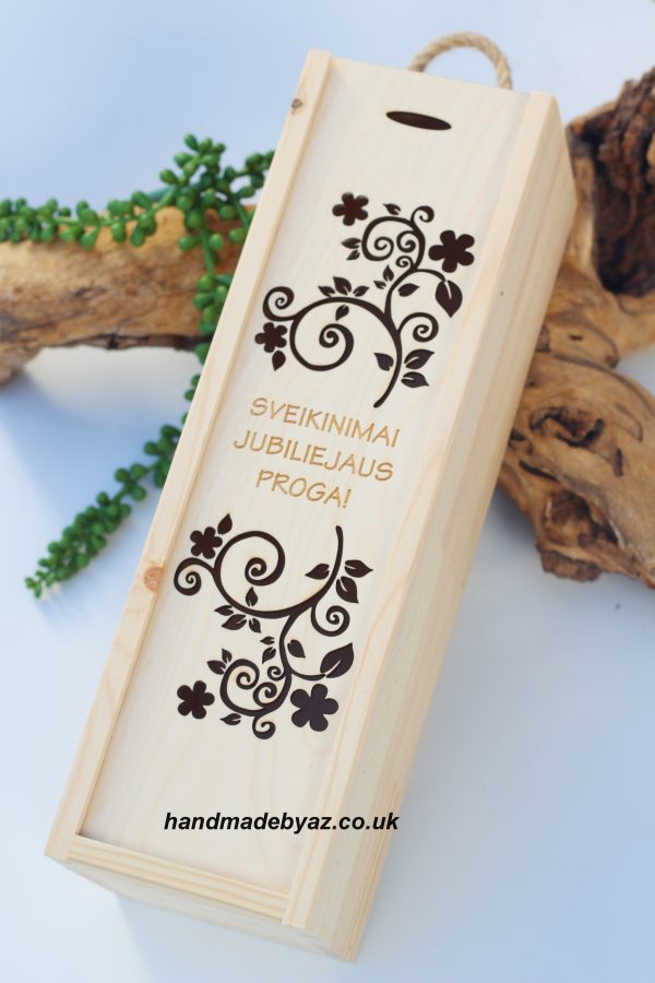 Wooden  Wine Box ,, Sveikinimai Jubiliejaus proga,,