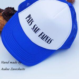 Hat with print ,,Pats sau fainas,,