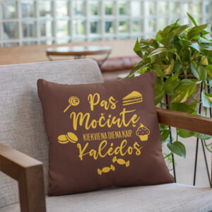 Pillow with print ,,Pas mociute...,,