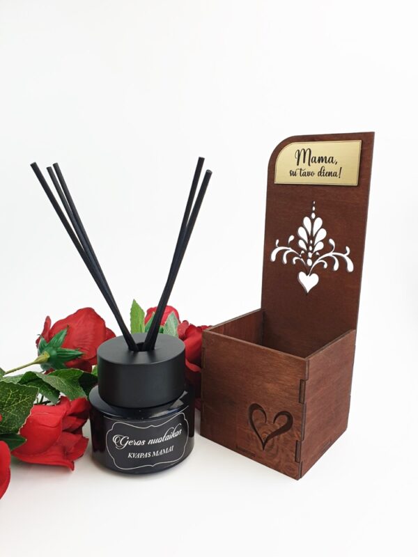 Reed Diffuser in a wooden box ,,Mama,su Tavo diena,,