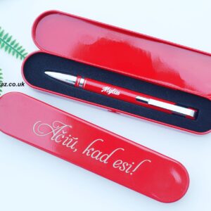 Pen and a metal case ,,Aciu,kad esi,,