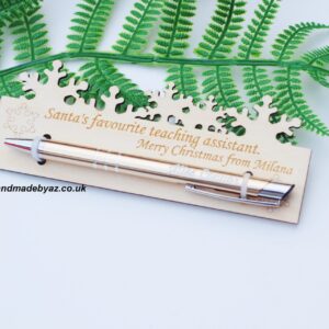 PERSONALISED Pad with pen ,, Santa's favourite Teaching assistant,,,, (Copy)