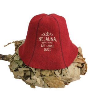 Sauna hat ,,Nejauna,bet labai grazi,,