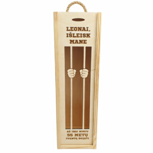 PERSONALISED Wooden  Wine Box ,,Leonai,isleisk mane..,,