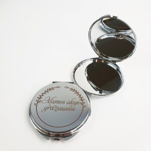 Engraved Compact Mirror ,,Mamos akys graziausios,,