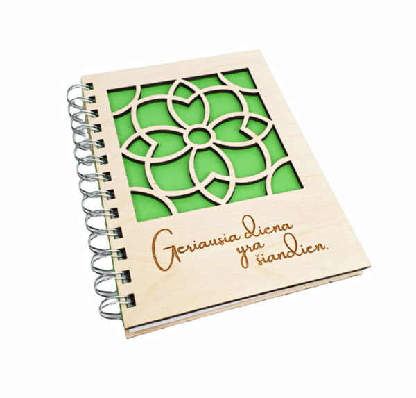 Wooden Notebook ,,Geriausia diena yra siandien,,