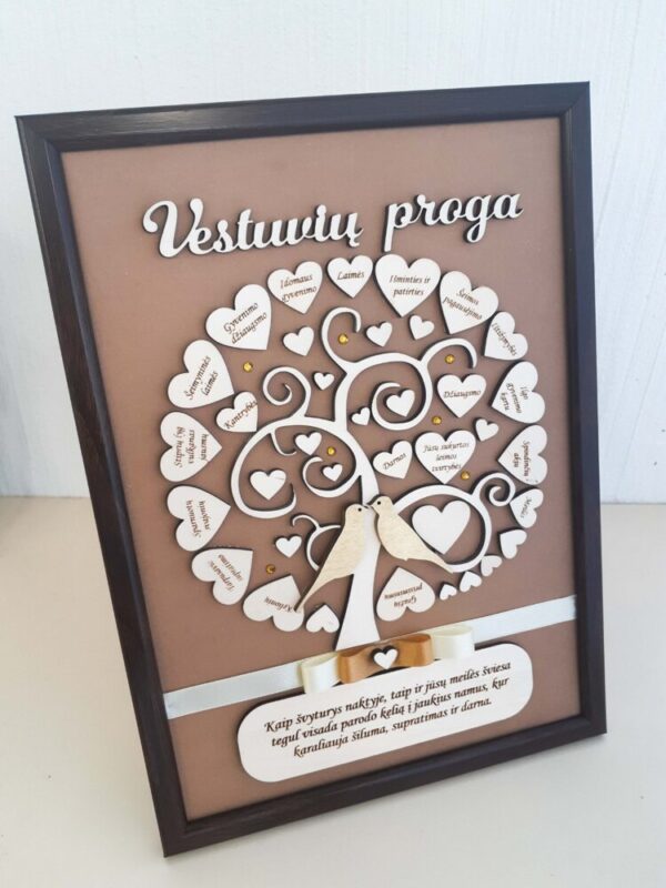 Frame  ,,Vestuviu proga,,