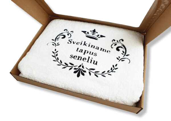 Towel with cardboard box ,,Sveikiname tapus seneliu,,