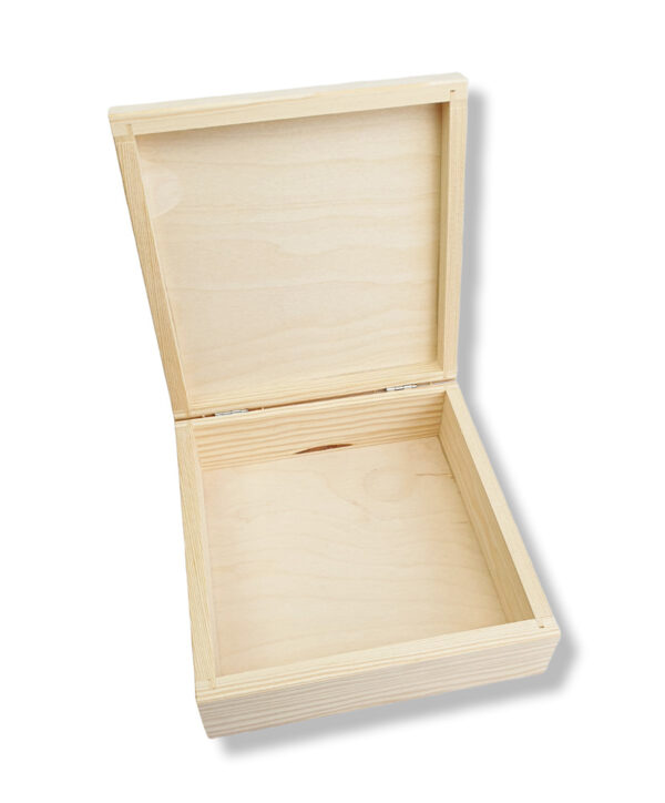 Personalised Wooden box ,,Amelijos papuosaliukai,, (ANY NAME) - Image 2