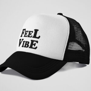 Hat with print „Feel vibe,,