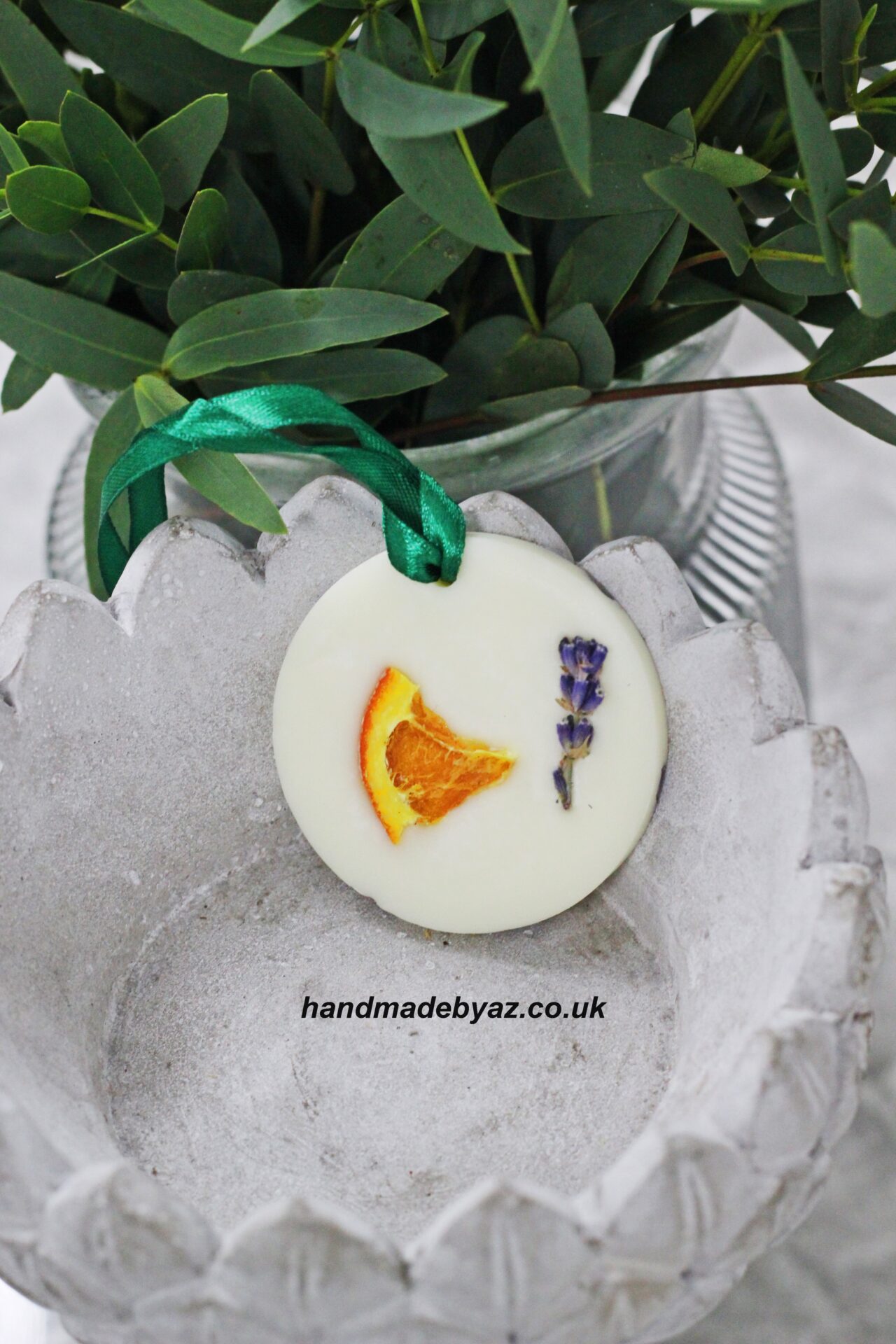 Soy Wax Wardrobe Fresheners with orange and lavender (circle)