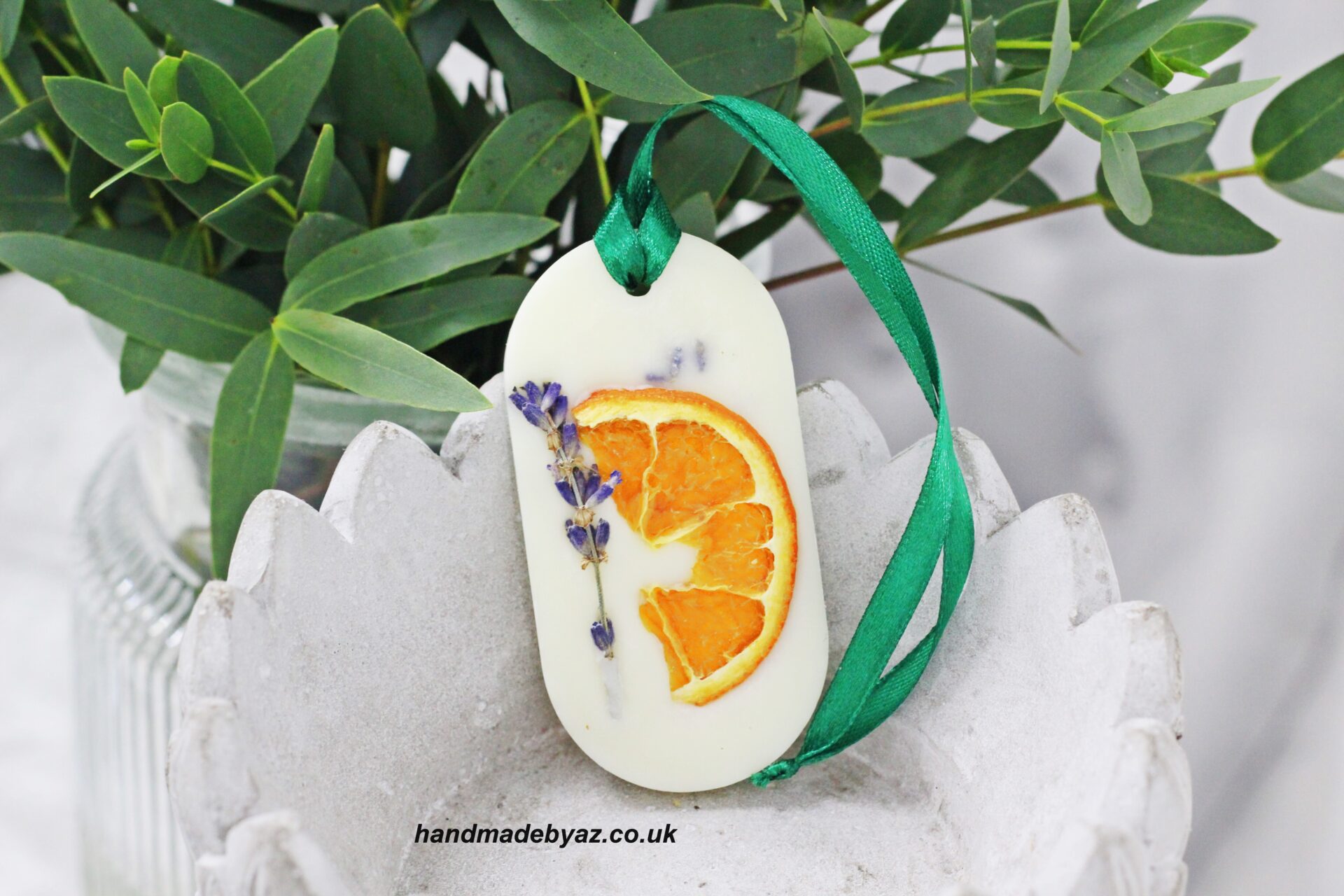 Soy Wax Wardrobe Fresheners with orange and lavender (oval)