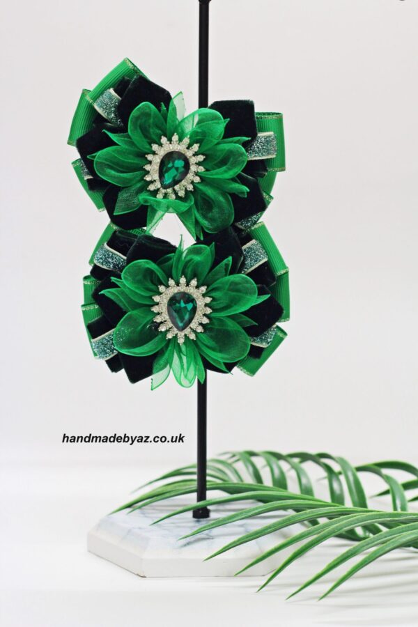 Pair Of  Ribbon Hair Bows  Clip ,,Green,,