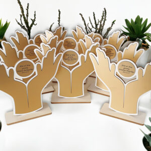 Personalised Stand up hands  ,,ANY TEXT,,