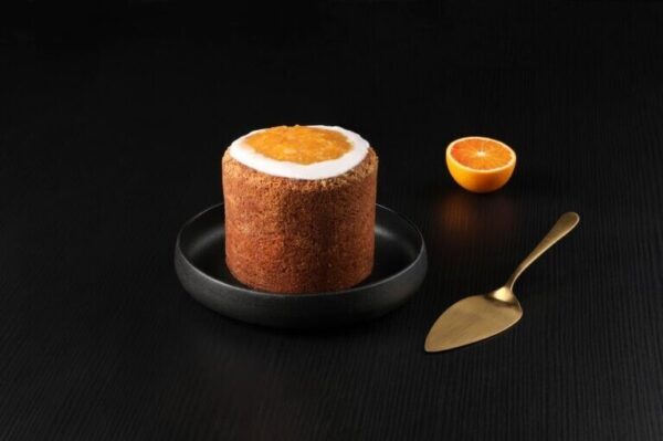 Golden stainless steel cake spatula ,,Ilgai ir laimingai,, - Image 3