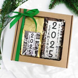 Gift set with chocolate and coffee,, Sekmingu 2025 Gyvates metu,,