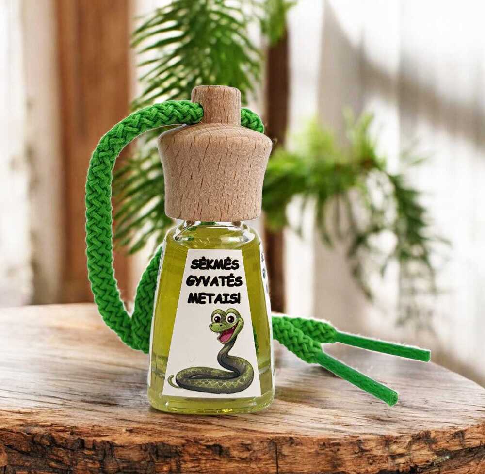 Car Diffuser/Air Freshener ,,Sekmes gyvates metais,,