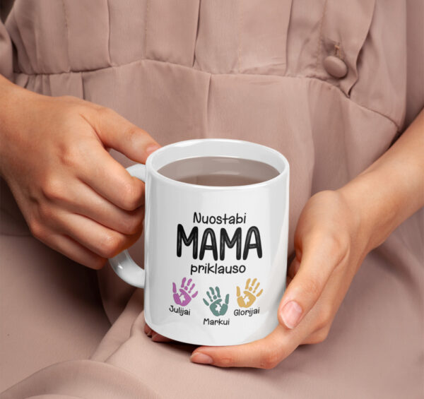 Personalised Cup ,,Nuostabi Mama priklauso,, (ANY NAME) - Image 2